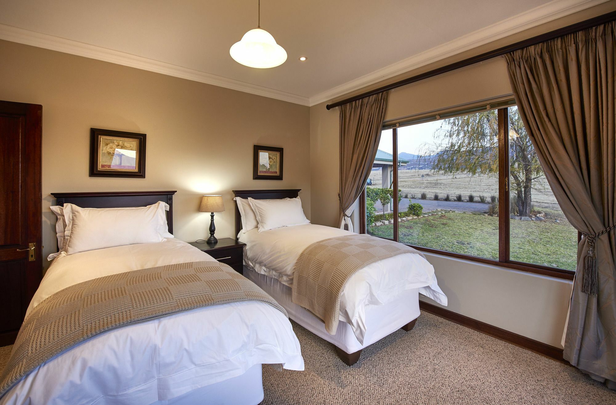 Dynasty Red Mountain Ranch Leilighet Clarens Eksteriør bilde